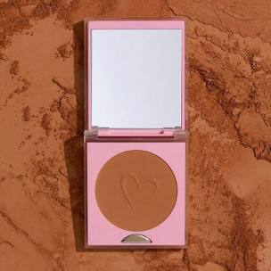 Beauty Creations Perfecting Matte Bronzer Display