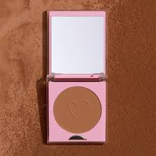 Beauty Creations Perfecting Matte Bronzer Display